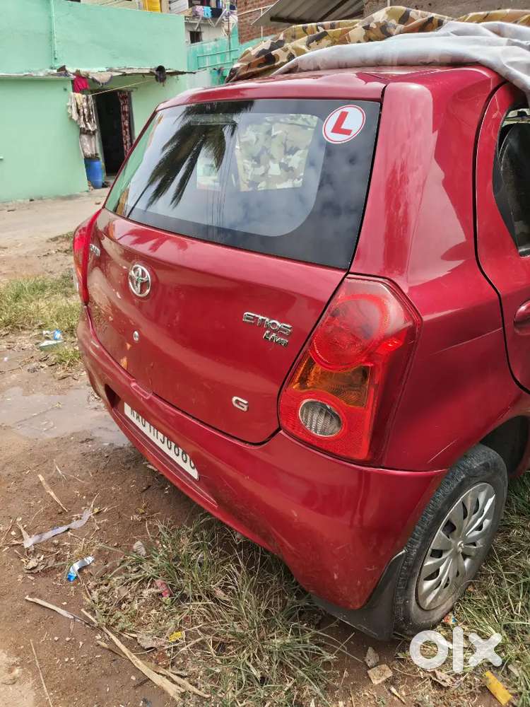 Toyota Etios Liva 2012 Petrol 98500 Km Driven