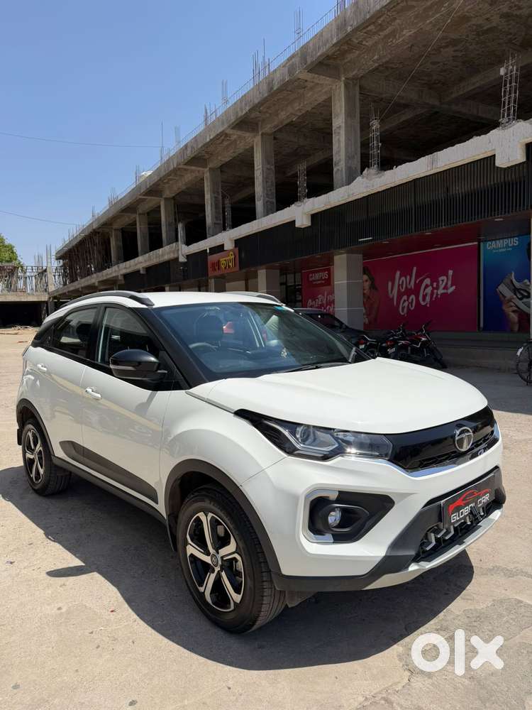 Tata Nexon 1.2 Revotron Xza Plus, 2023, Petrol