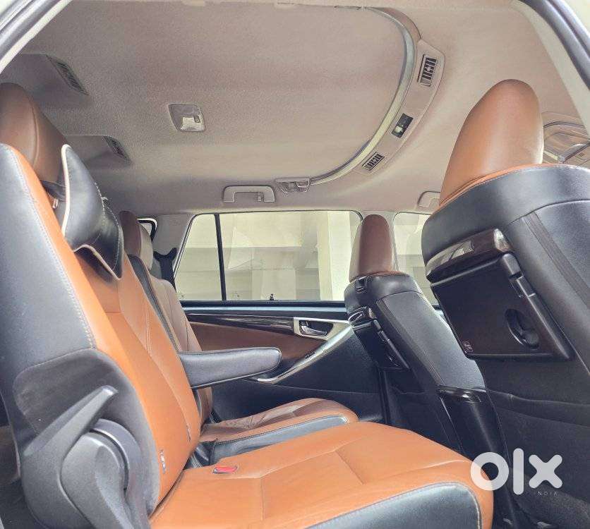 Toyota Innova Crysta 2.8z Automatic, 2018, Electric