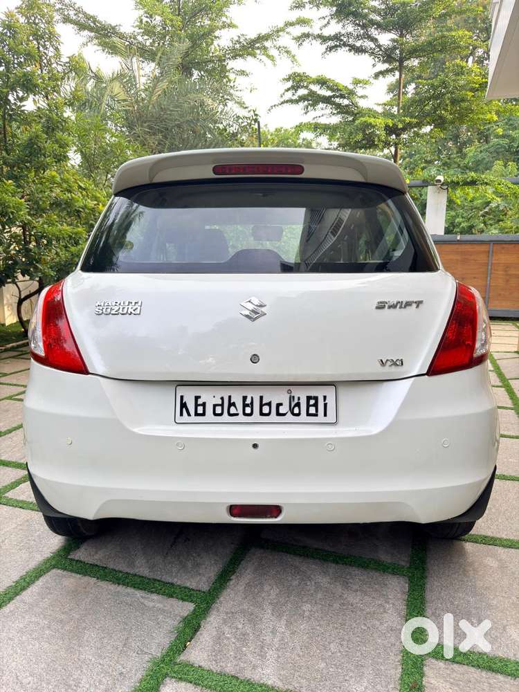 Maruti Suzuki Swift 1.2 Vxi (o), 2014, Petrol