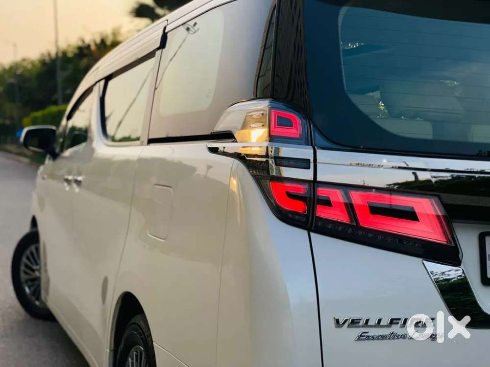 Toyota Vellfire, 2021, Petrol