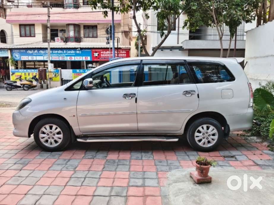 Toyota Innova 2.5 Vx 8 Str, 2011, Diesel