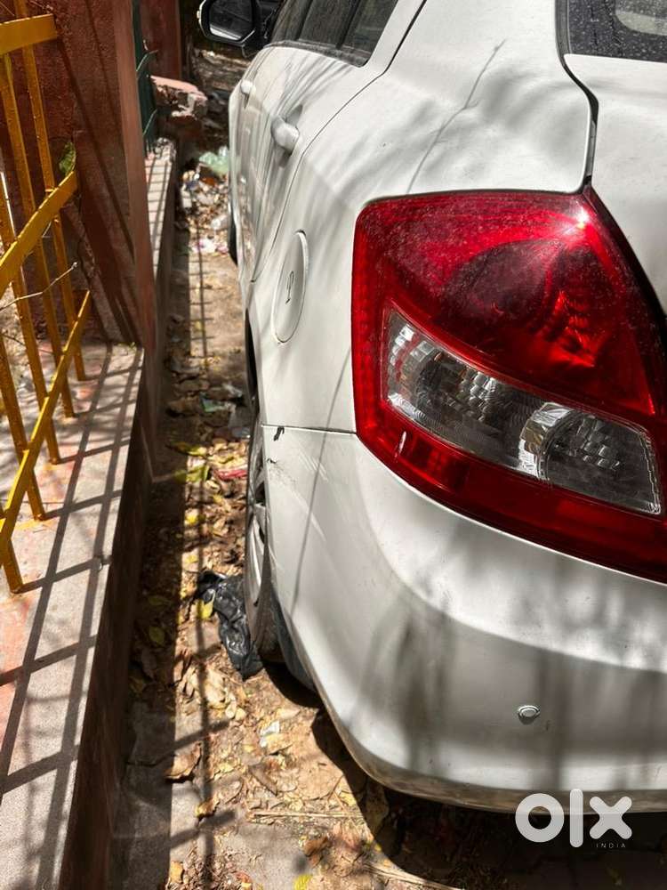 Maruti Suzuki Dzire 2015 Petrol Well Maintained
