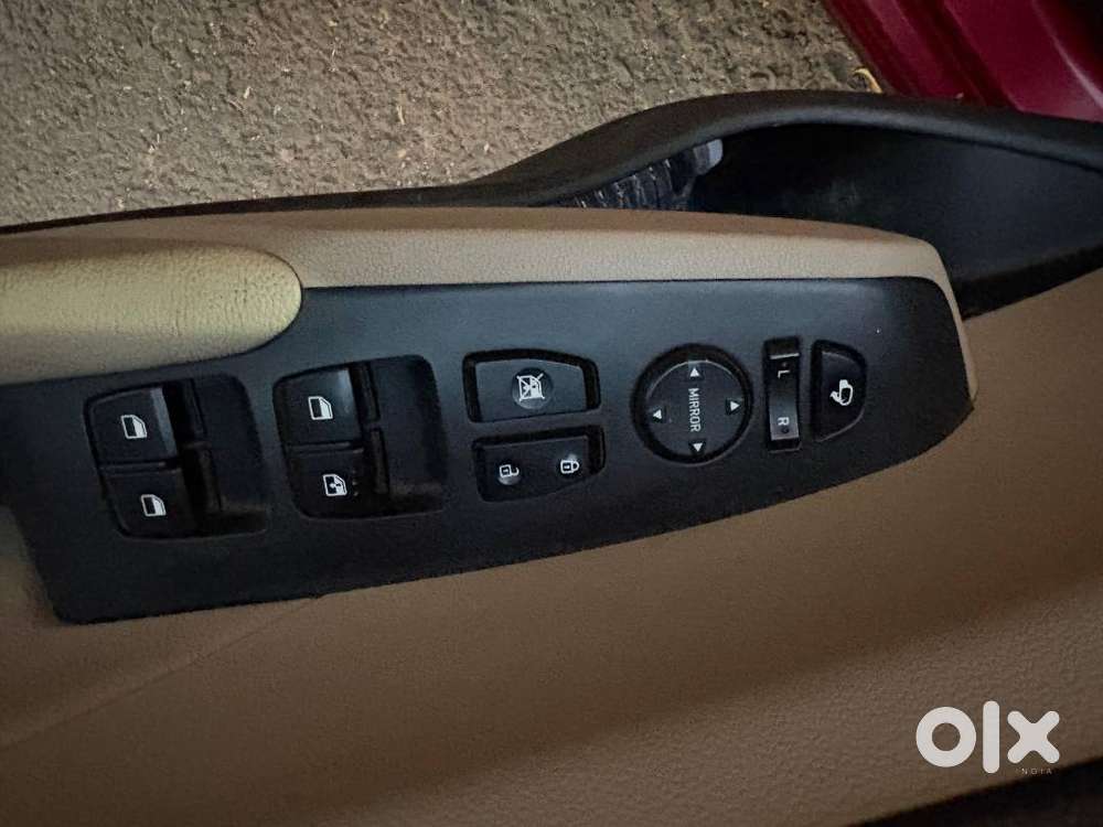 Top Model Automatic Car With 2 Original Keys