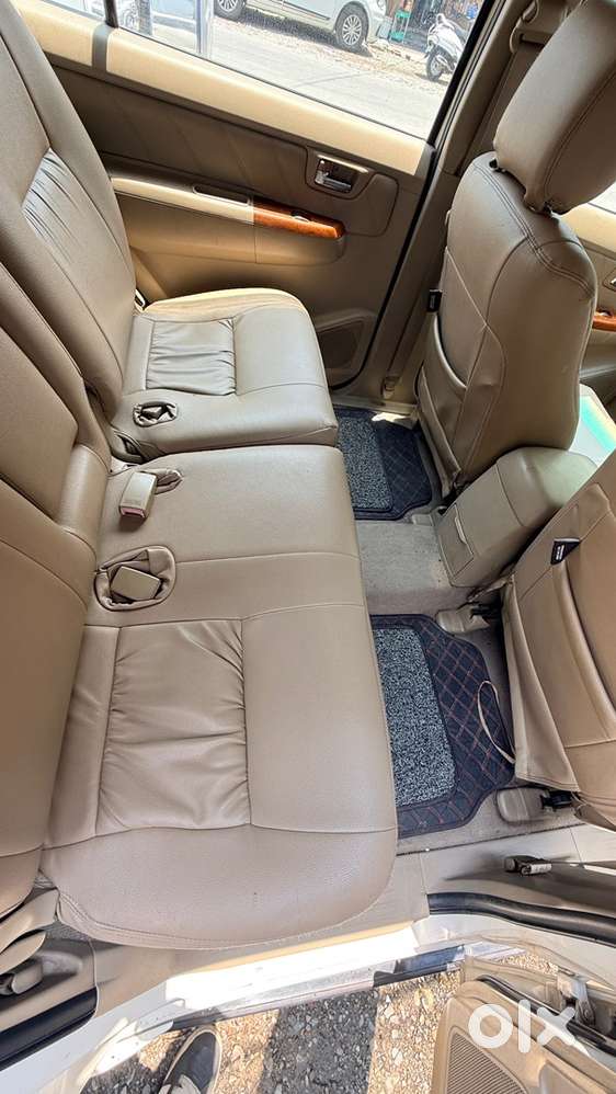 Toyota Fortuner Diesel 2011