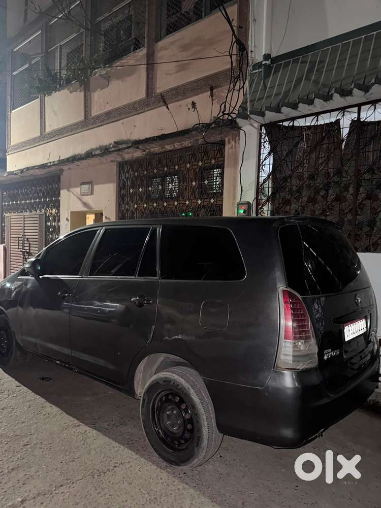 Toyota Innova 2009 Diesel 86000 Km Driven