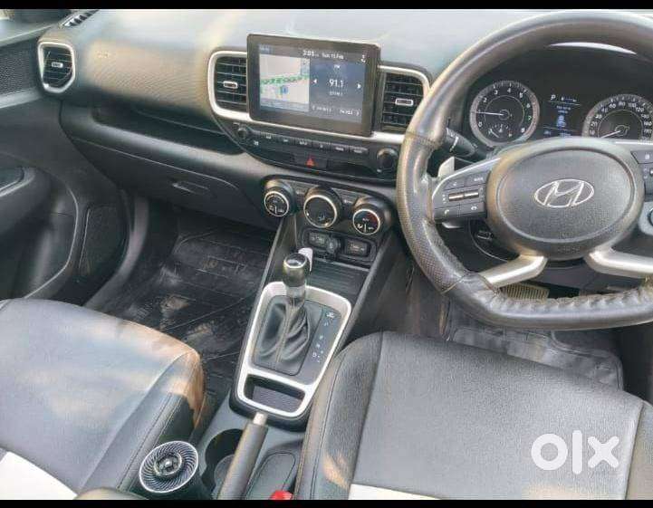 Hyundai Venue S Turbo, 2021, Petrol