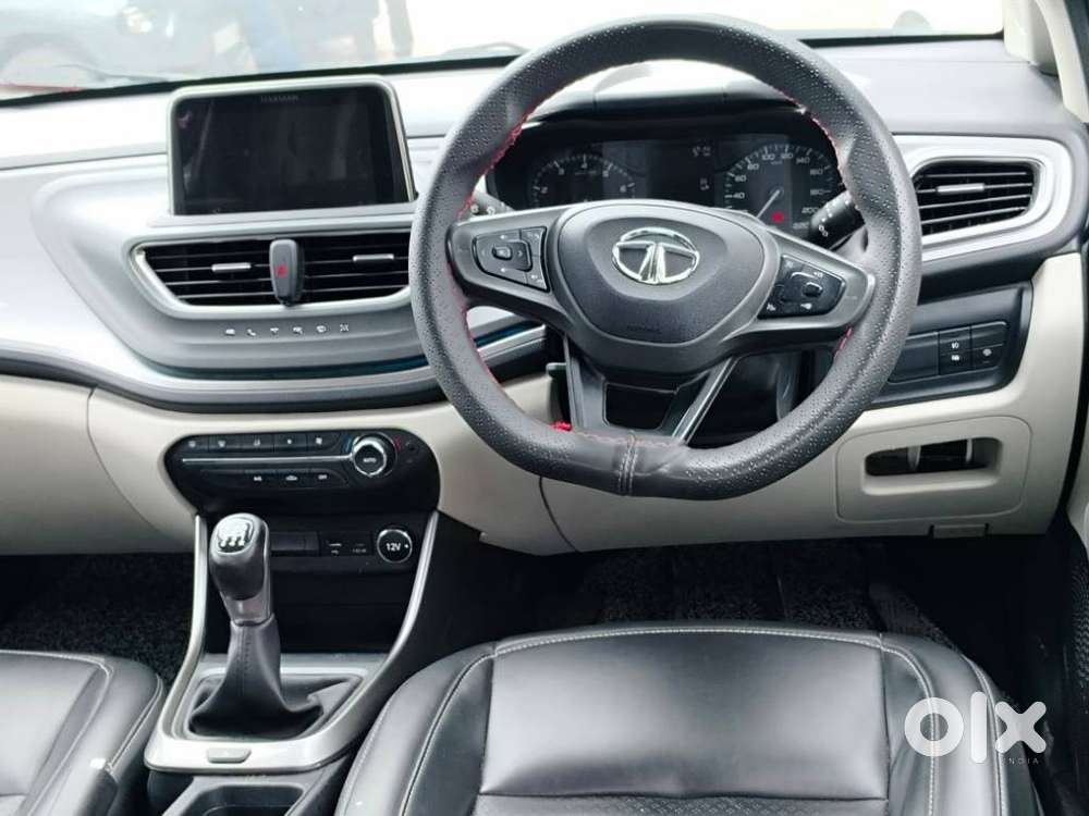 Tata Altroz Xz, 2023, Petrol