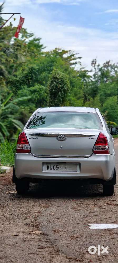 Toyota Etios 2015 Diesel 130000 Km Driven
