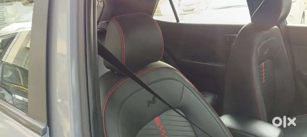 Hyundai Venue 2024 Petrol 11950 Km Driven