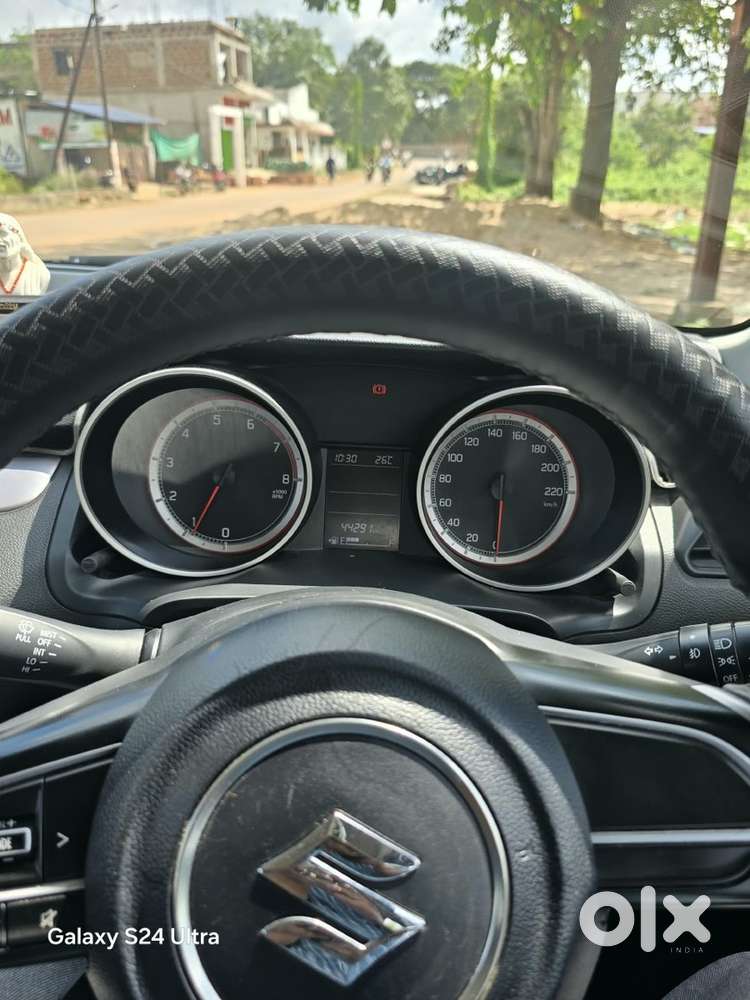 Maruti Suzuki Swift Petrol Manual 2023