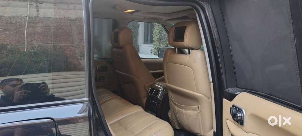 Land Rover  Black Color Excellent Condition