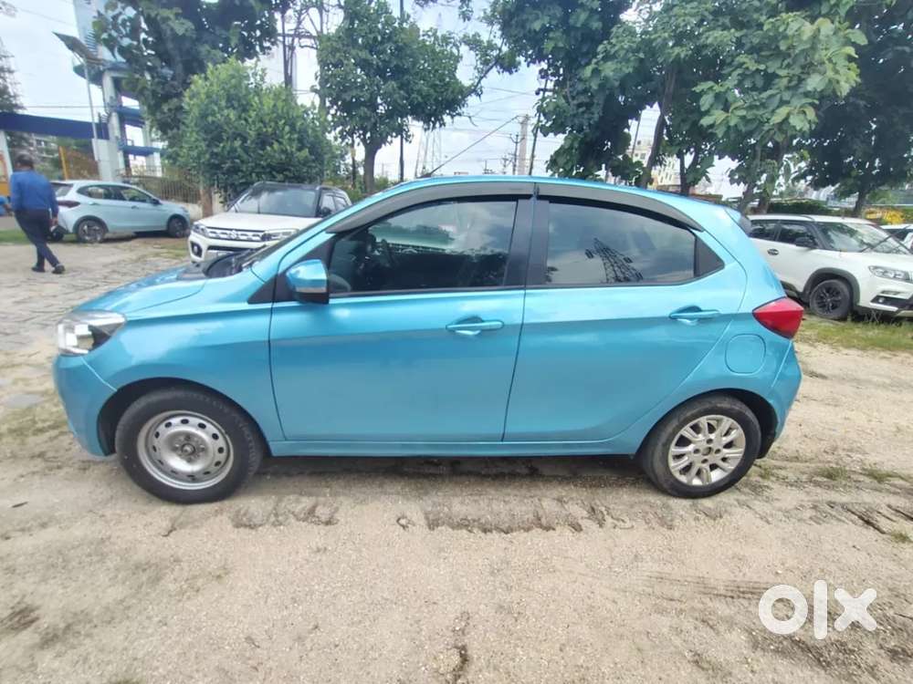 Tata Tiago Xz, 2016, Petrol