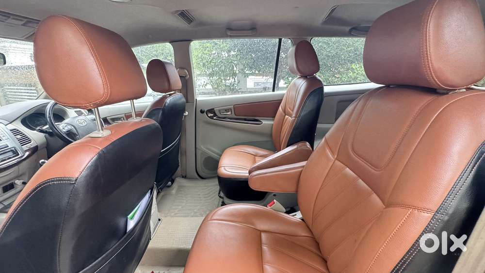 Toyota Innova 2.5 V 7 Str, 2013, Diesel