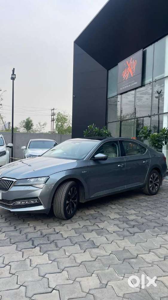 Skoda Superb 2.0 L&k Tsi At, 2020, Petrol