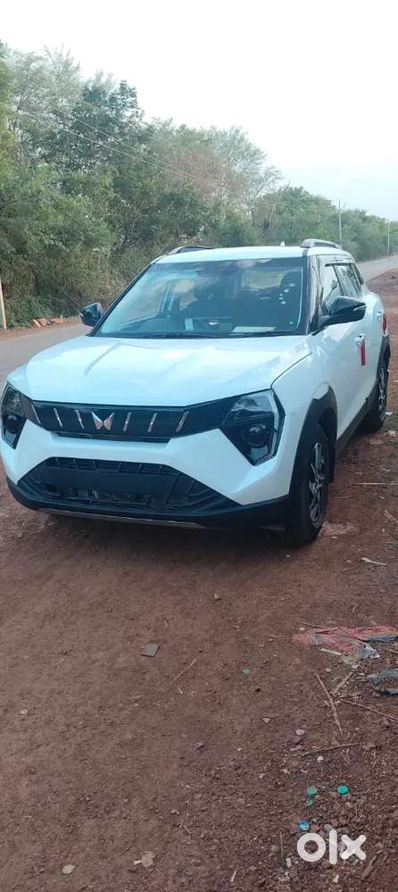 Mahindra 3xo Ax5 Pm Mt 2026 45 Din Hua Hai Bss