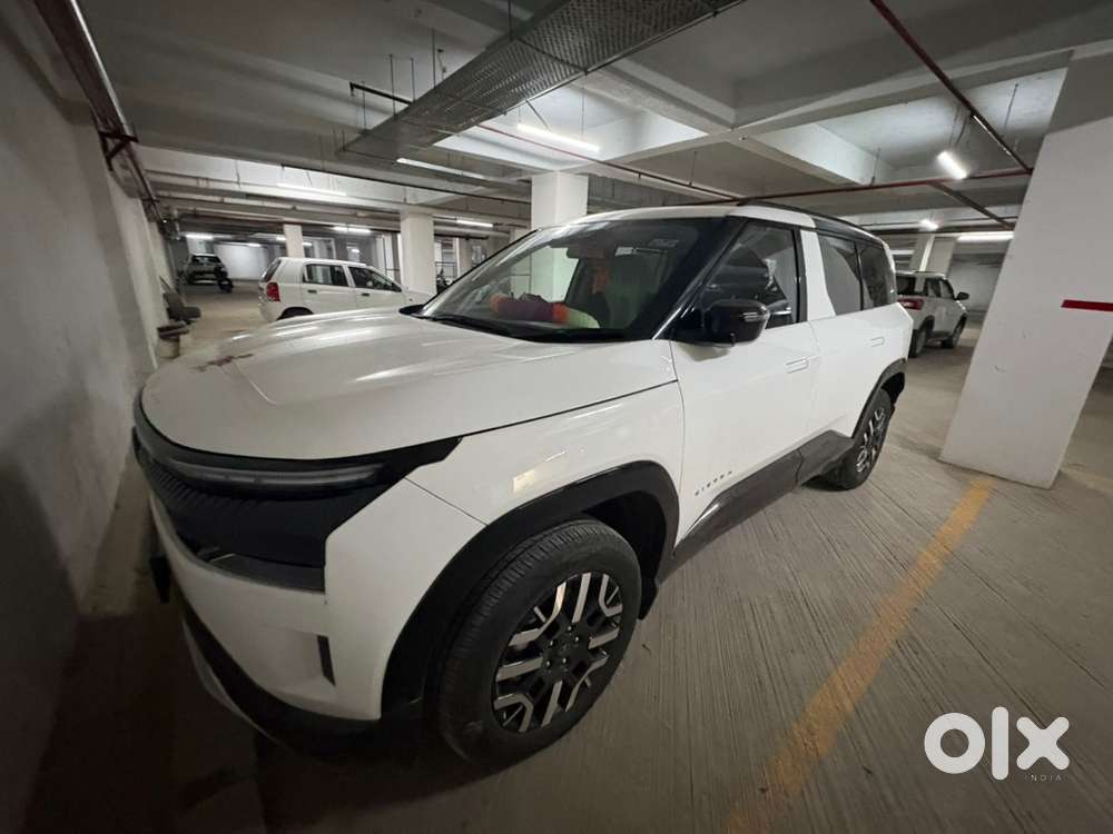 Tata Sierra Petrol 2016