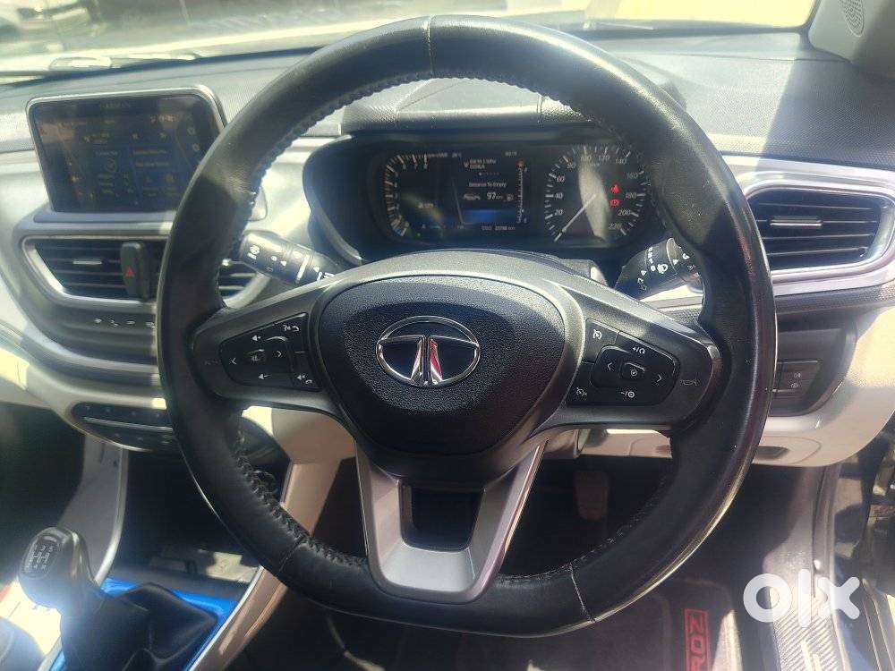 Tata Altroz 1.2 Xz Plus Petrol, 2023, Petrol