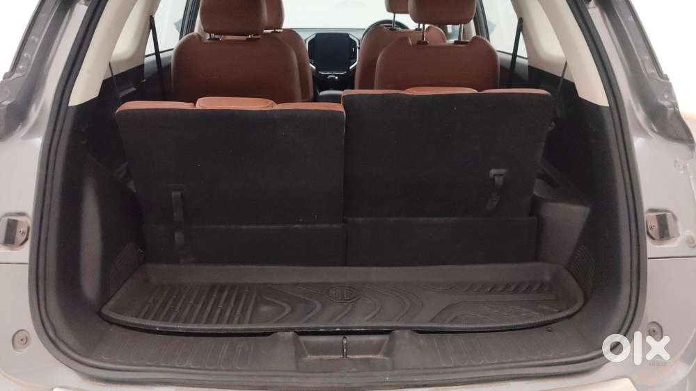 Mg Hector Plus 1.5 Sharp Turbo Cvt 6 Str, 2022, Petrol