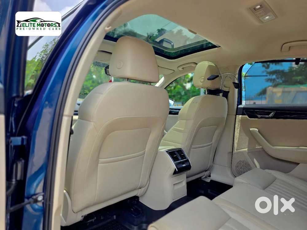 Skoda Superb 2.0 L&k Tsi At, 2022, Petrol