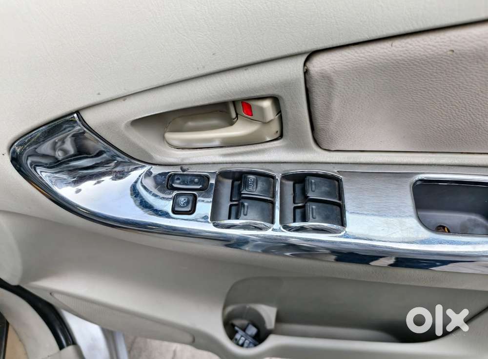 Toyota Innova 2012-2013 2.5 Vx (diesel) 8 Seater Bs Iv, 2012, Diesel