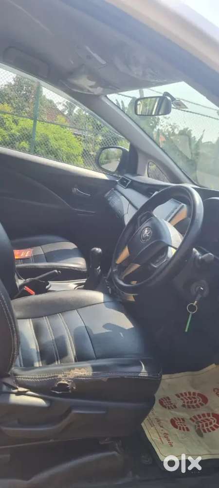 Toyota Innova Crysta 2022 Diesel 117000 Km Driven