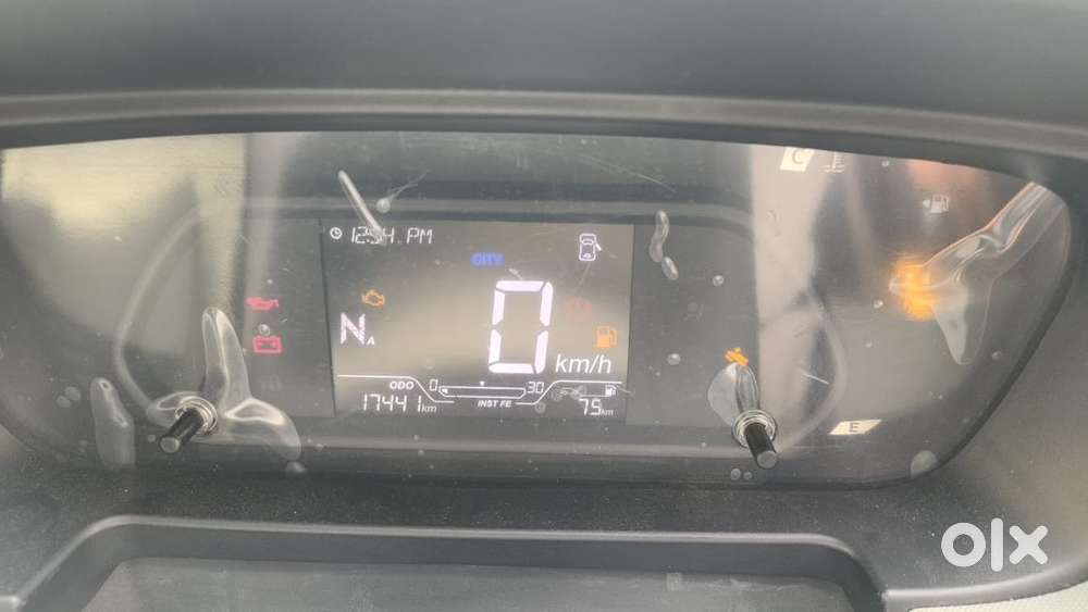 Tata Punch Petrol 2025