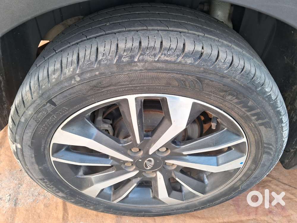 Mahindra Xuv300 W8 Option, 2020, Petrol