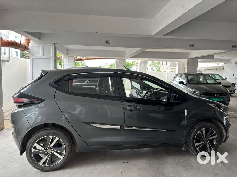 Tata Altroz Petrol 2022