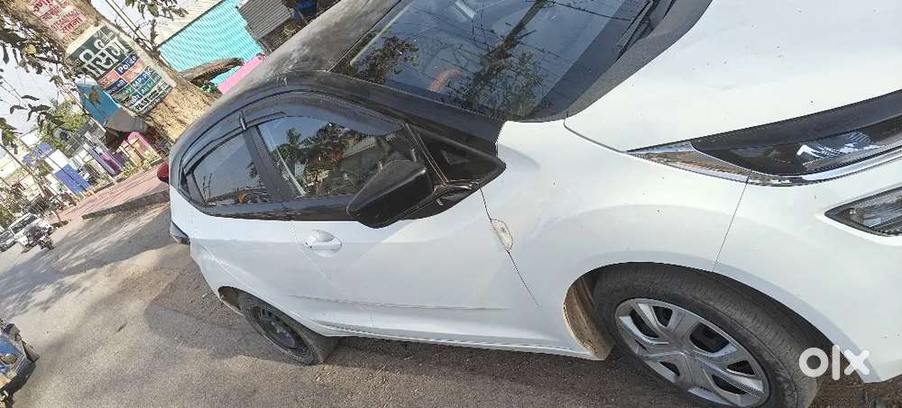 Tata Altroz 2022 Petrol Well Maintained