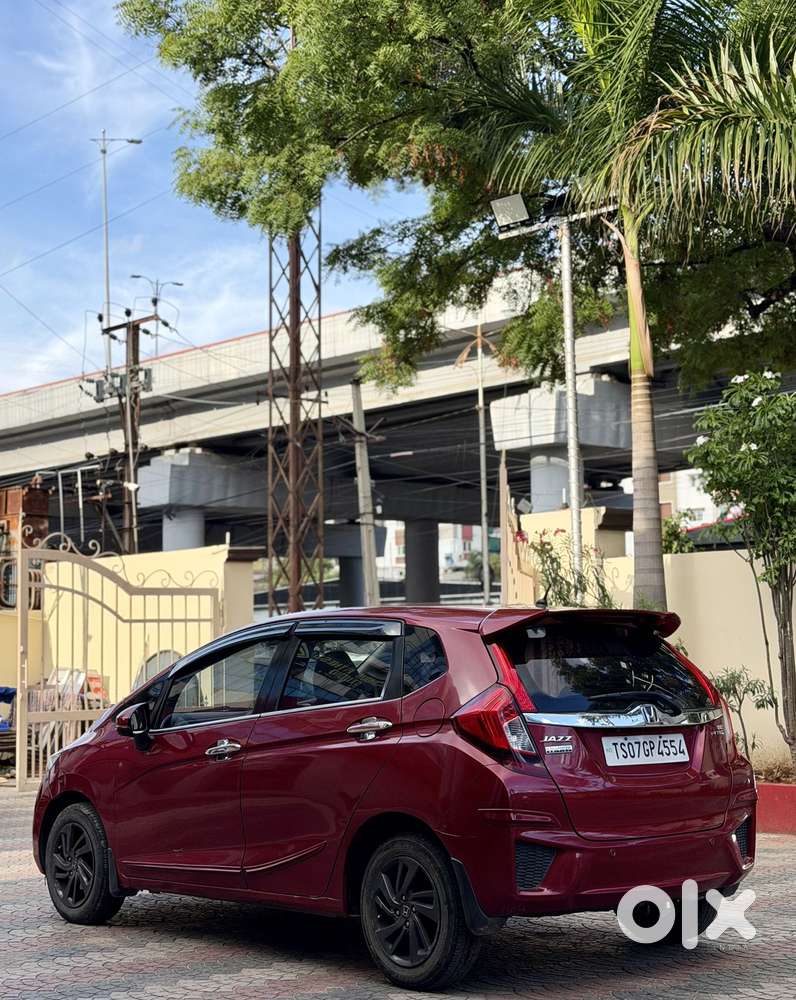Honda Jazz V Automatic, 2019, Petrol