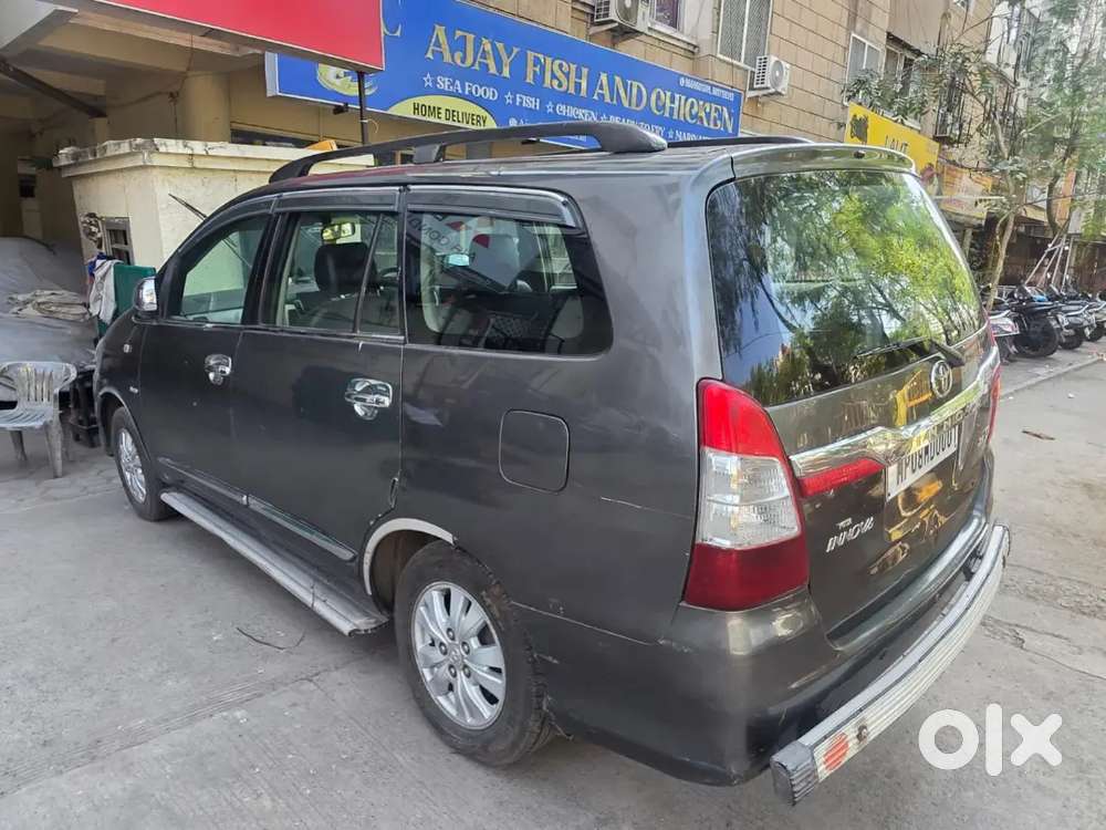 Toyota Innova 2011 Diesel Manual 105000 Km