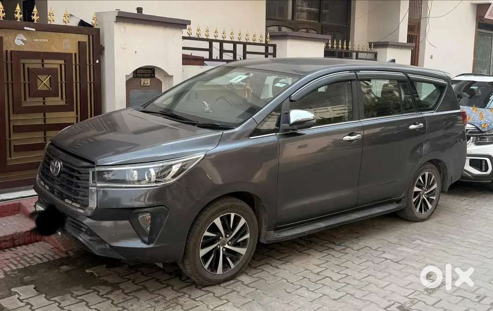 Toyota Innova Crysta 2.4 Z Automatic