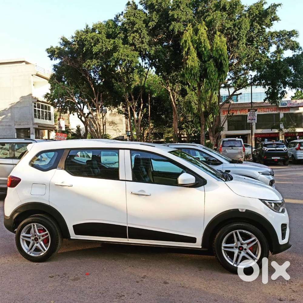 Renault Triber Rxl, 2021, Petrol