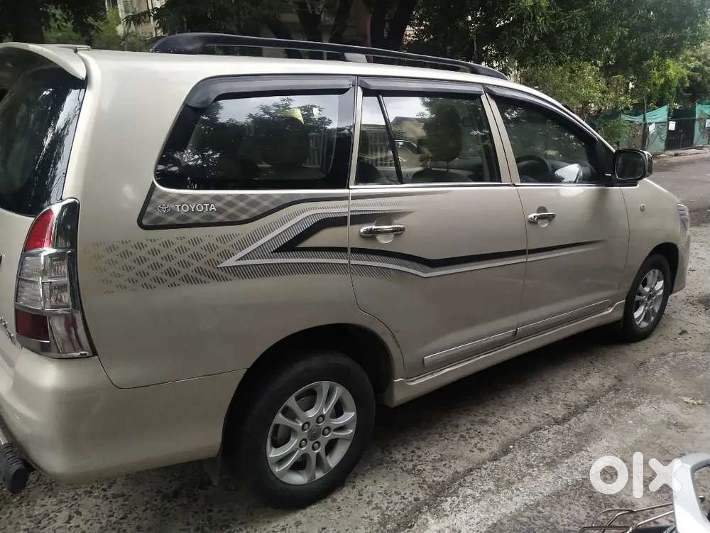 Toyota Innova 2012 Diesel Well Maintained Family Driven Car