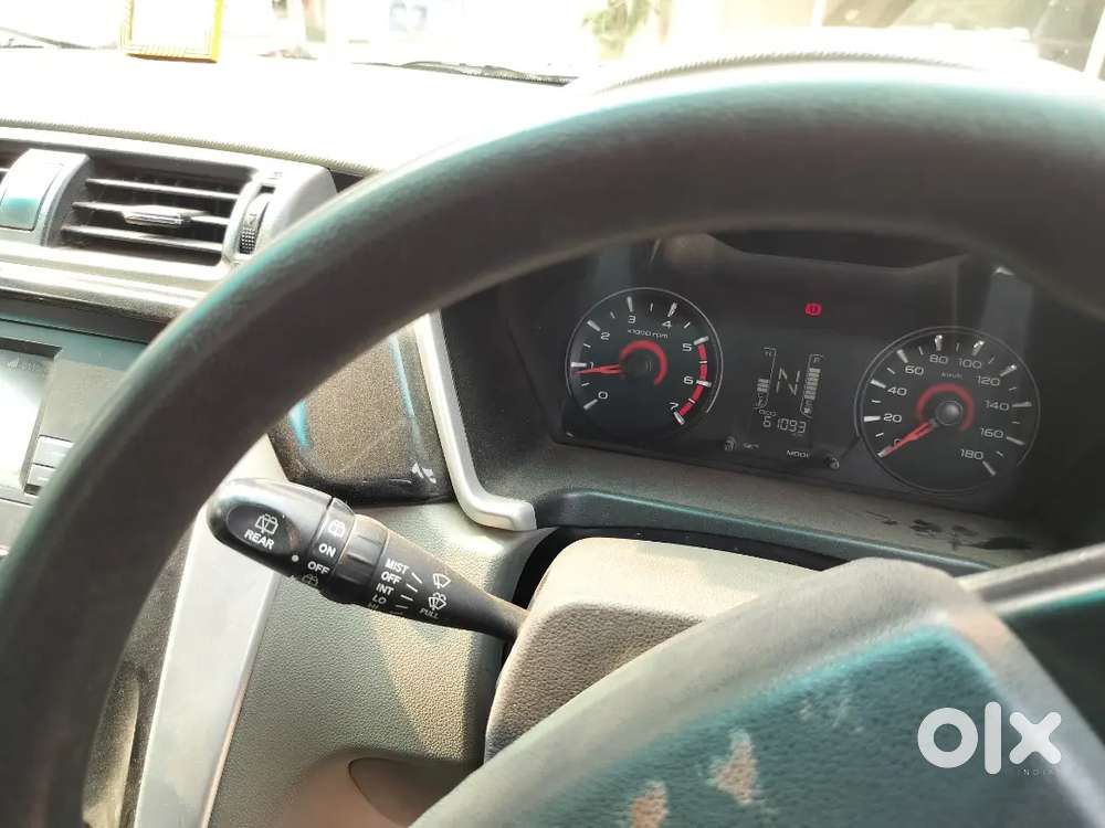 Mahindra Kuv 100 2016 Petrol 60000 Km Driven