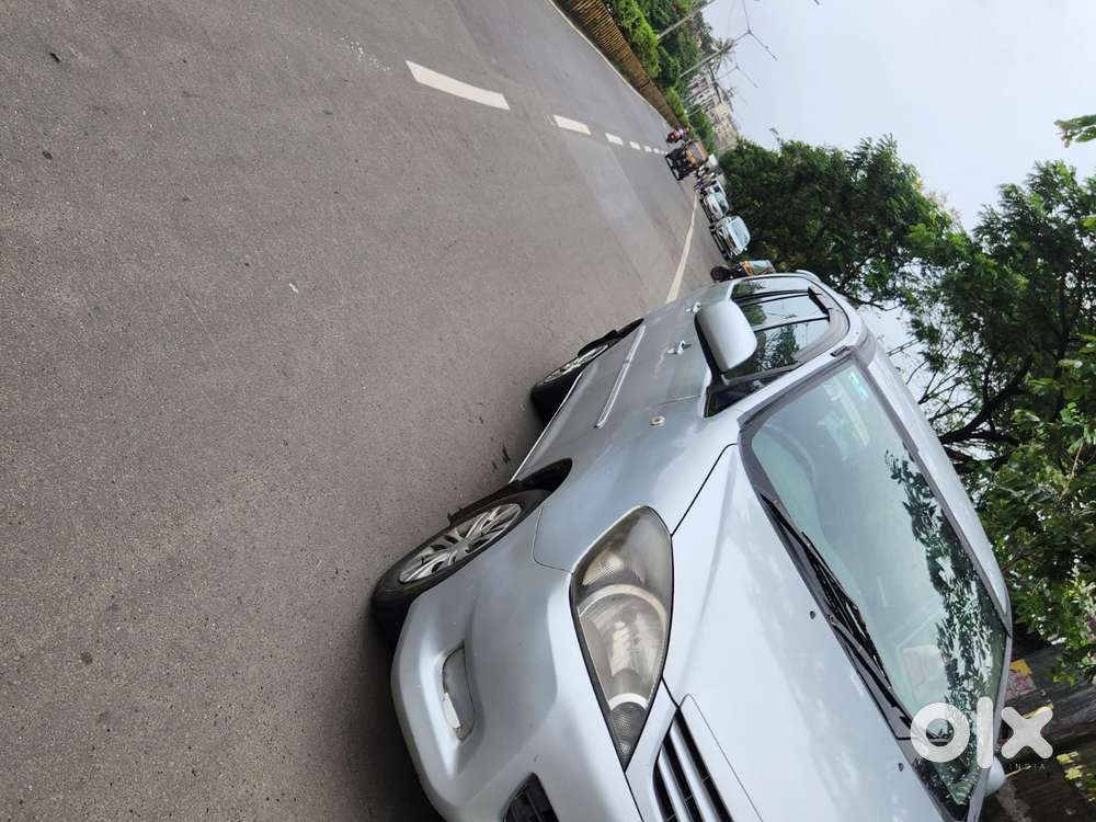 Toyota Innova 2.5 G (diesel) 8 Seater, 2010, Diesel
