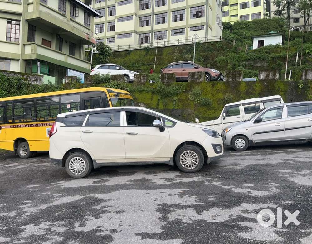 Mahindra Marazzo Diesel 2019