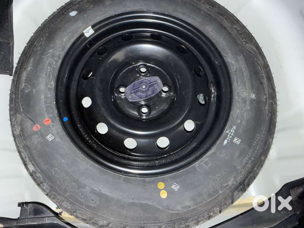 Maruti Suzuki Swift Vxi Optional, 2024, Petrol