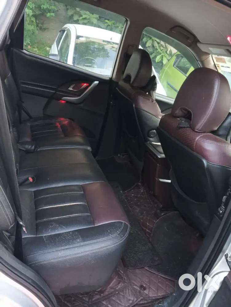 Mahindra Xuv500 2014