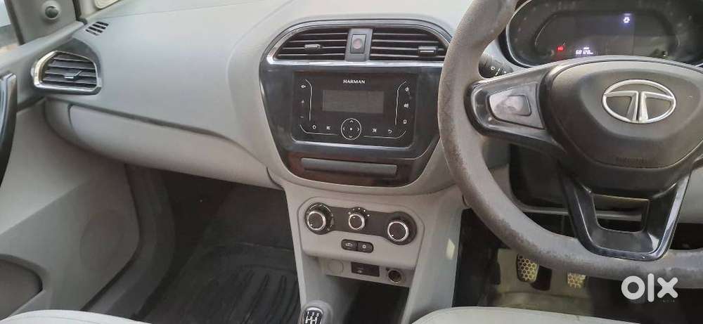 Tata Tigor, 2022, Petrol