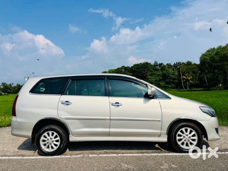 Toyota Innova 2.5 Ev Ms 8 Str, 2013, Diesel
