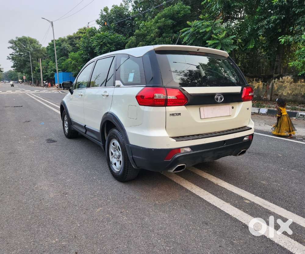 Tata Hexa 2.2 Xe 4x2 7 Str, 2017, Diesel