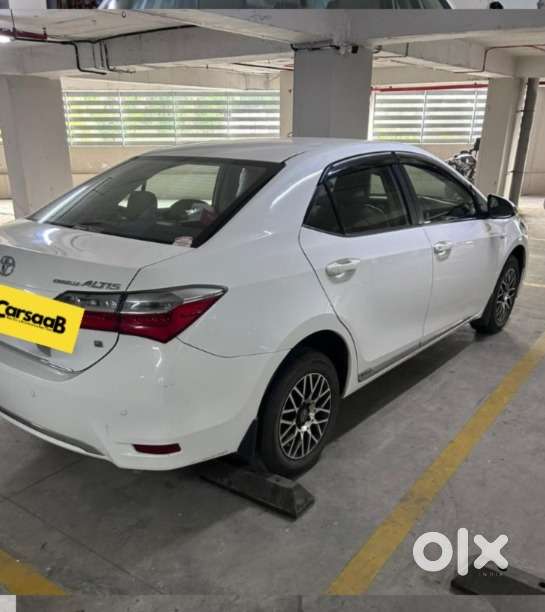 Toyota Corolla Altis 1.8 J, 2017, Petrol