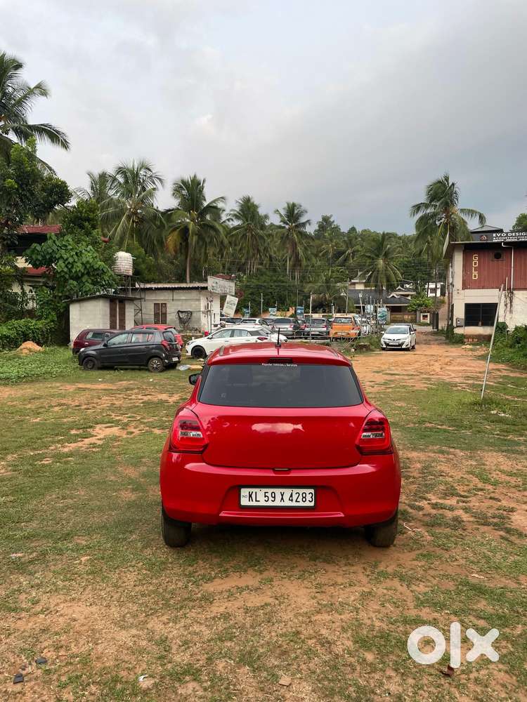 Maruti Suzuki Swift Vxi Optional, 2021, Petrol