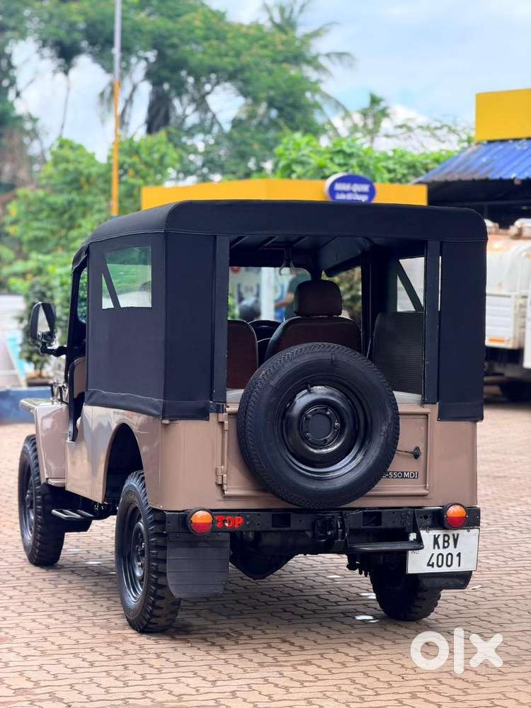 Mahindra Jeep 1987