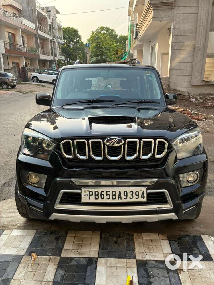 Mahindra Diesel 2021 Car