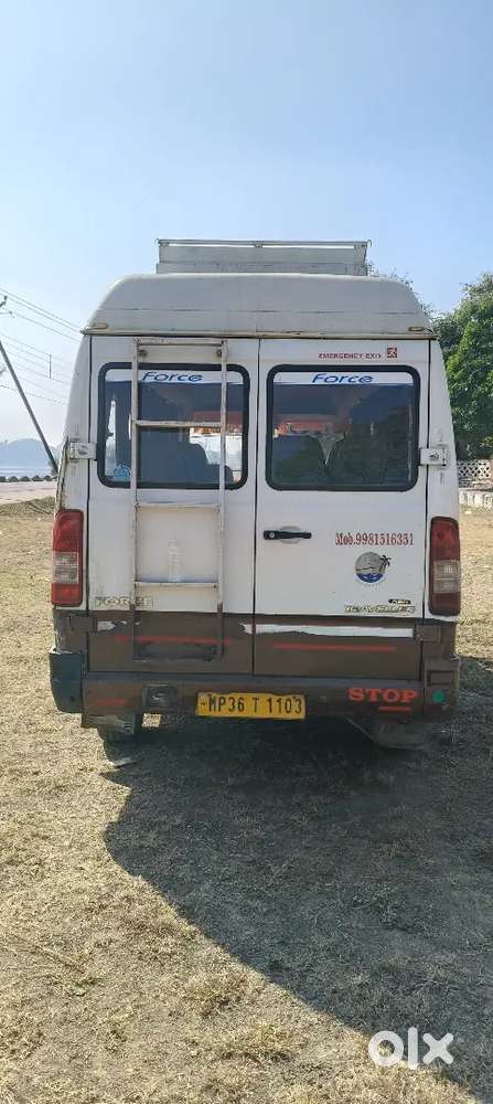 Force Motors Traveller 2016 Diesel 80000 Km Driven
