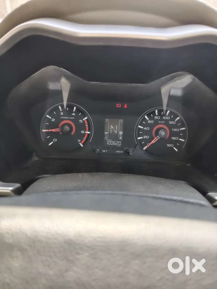 Mahindra Kuv 100 2016 Diesel 6 Str