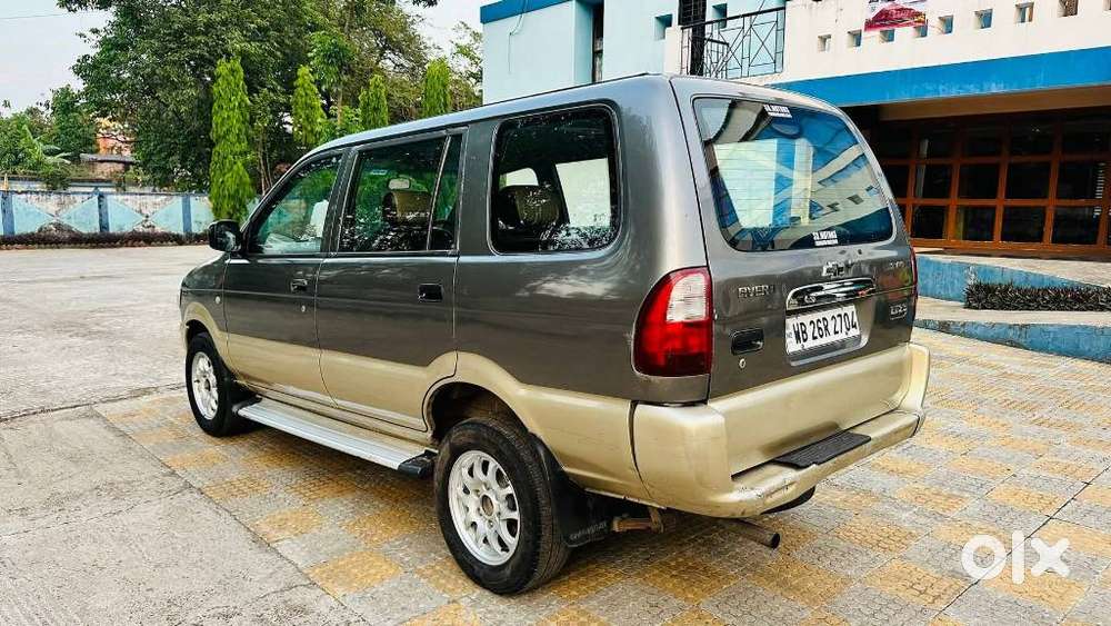 Chevrolet Tavera Lt 9 Seater, 2011, Diesel